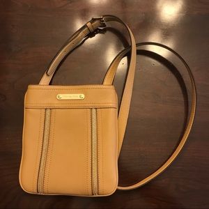Micheal Kors Crossbody Leather Purse